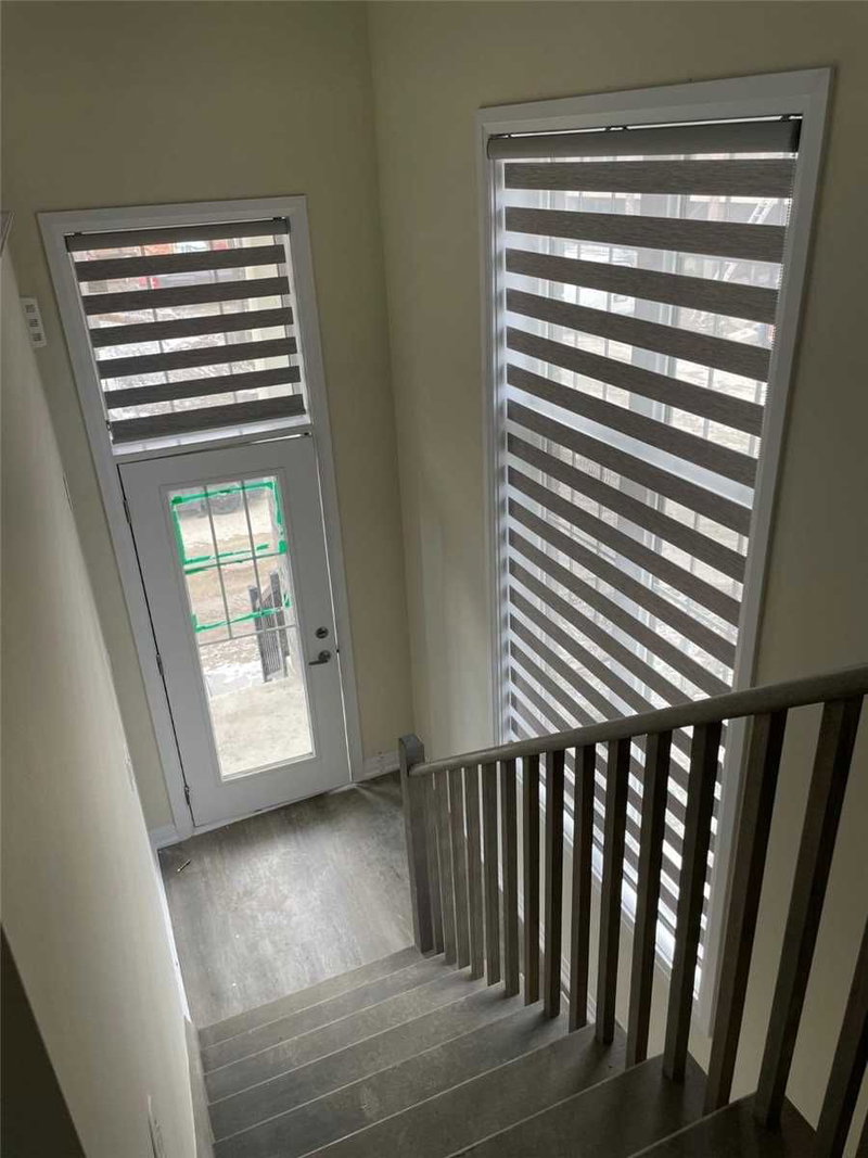 72 - 185 Bedrock Dr, Hamilton, L8J 0M5 | Image 2