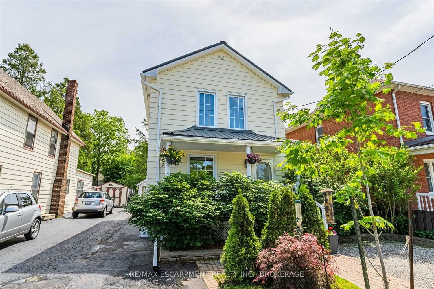 Listing Image 3