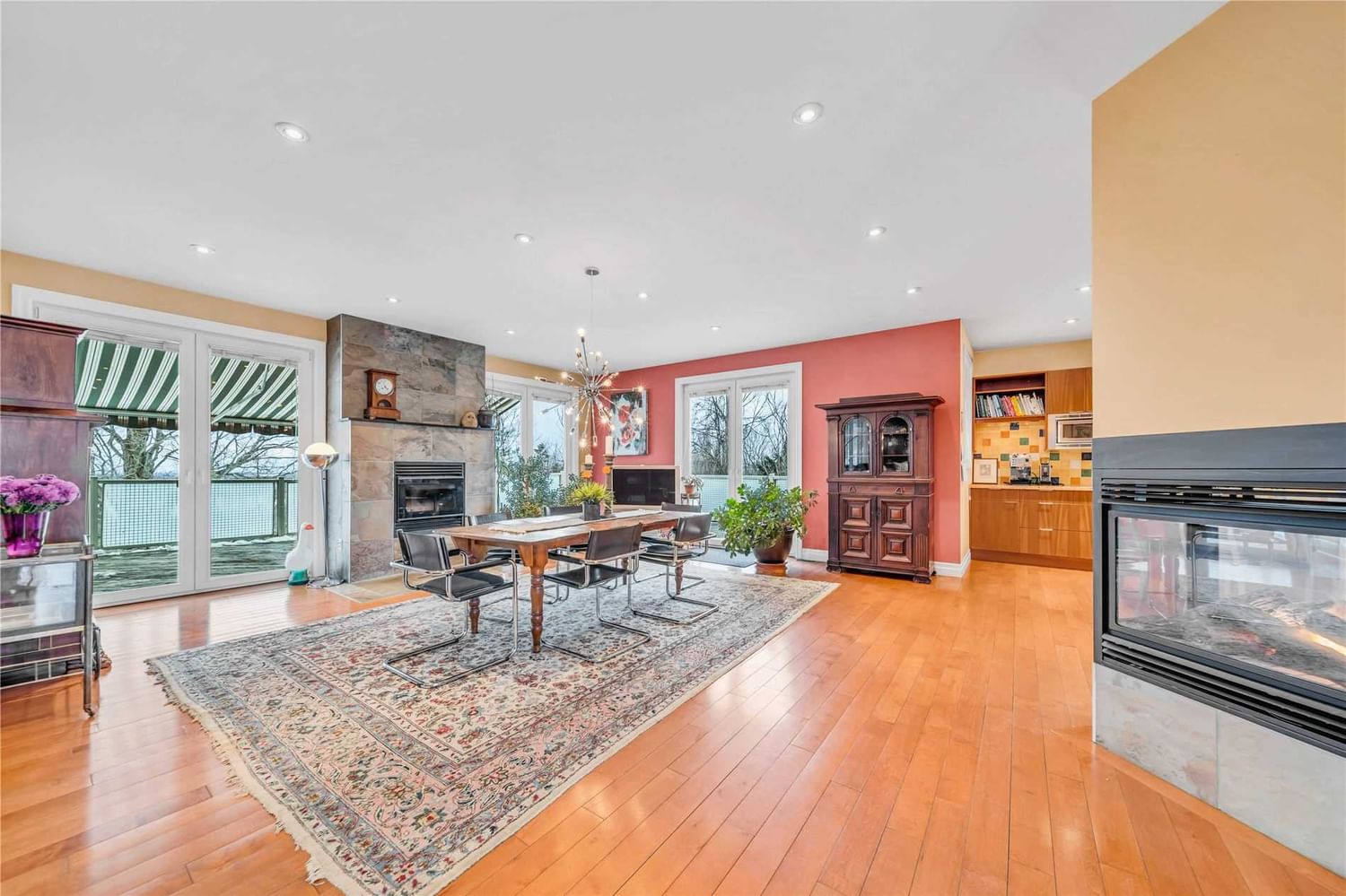 Listing Image 7