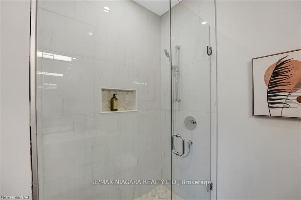 Listing Image 30