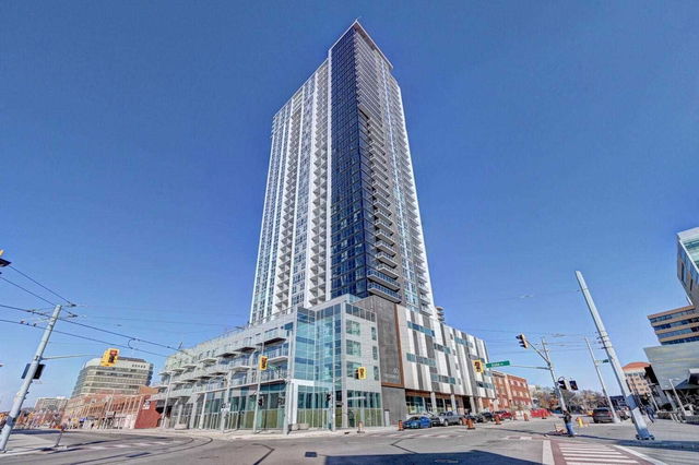807 - 60 Frederick Street