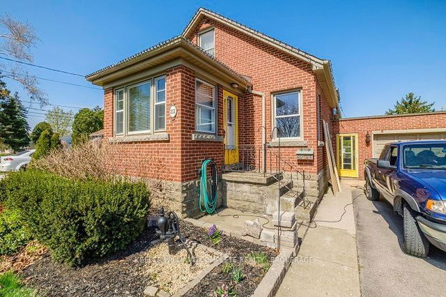 213 POTTRUFF Road