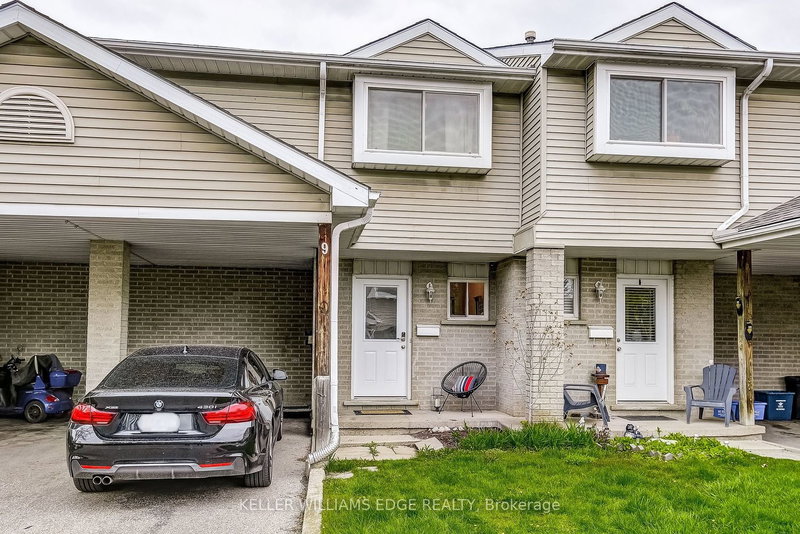 9 - 125 Sekura Cres, Cambridge, N1R 8B4 | Image 2