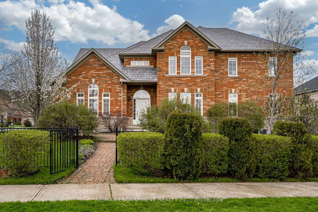 93 Davidson Boulevard
