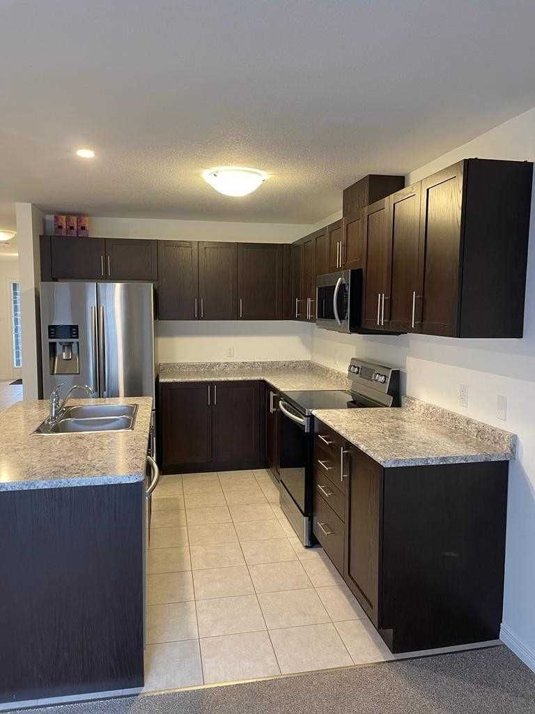 47 - 135 Hardcastle Dr, Cambridge, N1S 0B6 | Image 2