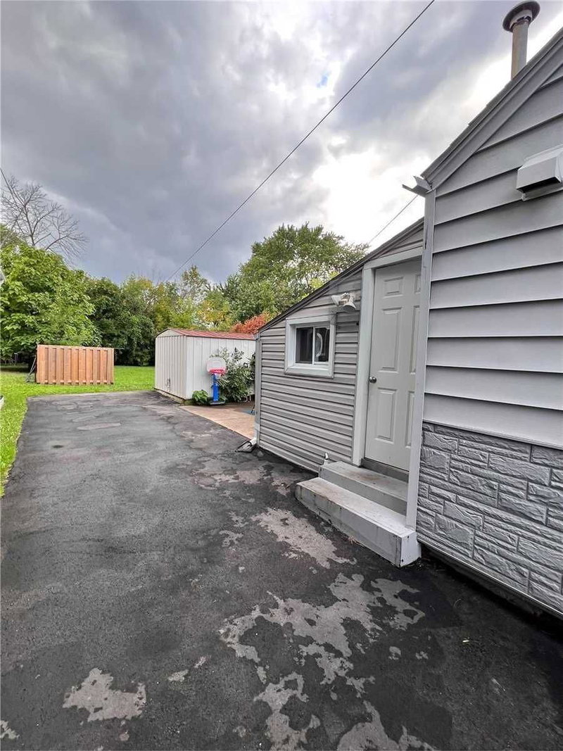 50 Merigold St, St. Catharines, L2S 2N5 | Image 2