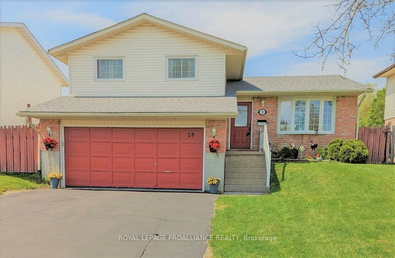 28 Fleming Rd, Quinte West, K8V 6P7 | Image 2