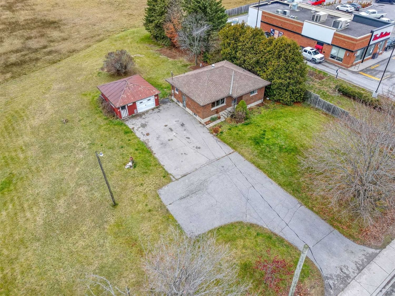 Listing Image 3