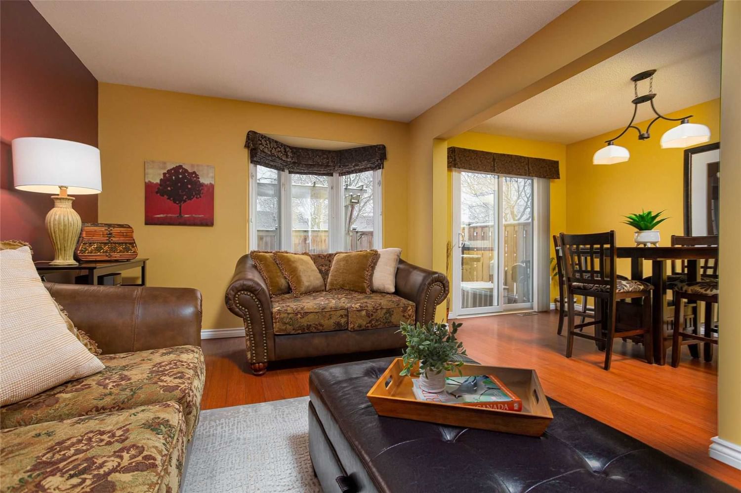 Listing Image 11