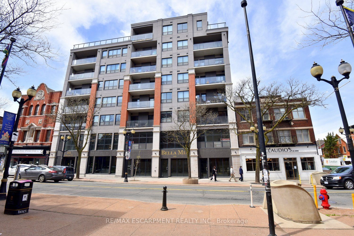 Listing Image 3