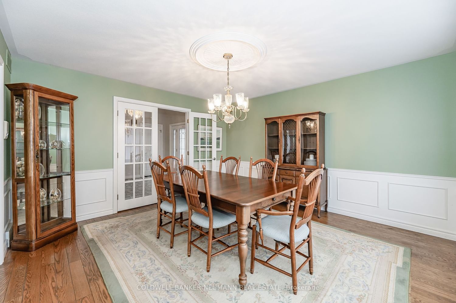 Listing Image 16