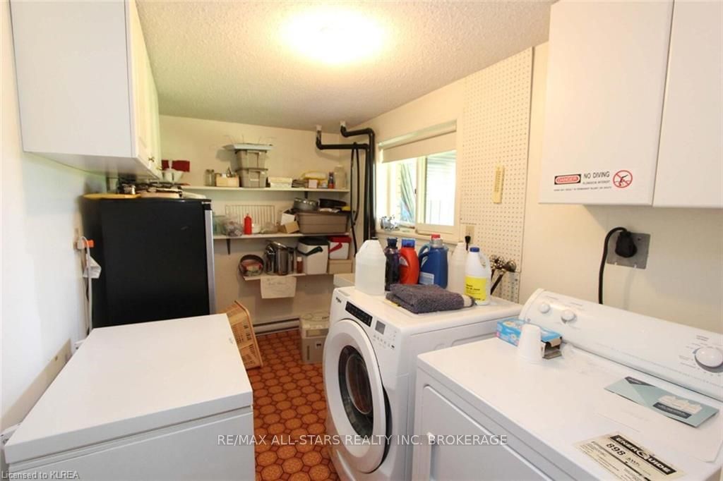 Listing Image 28