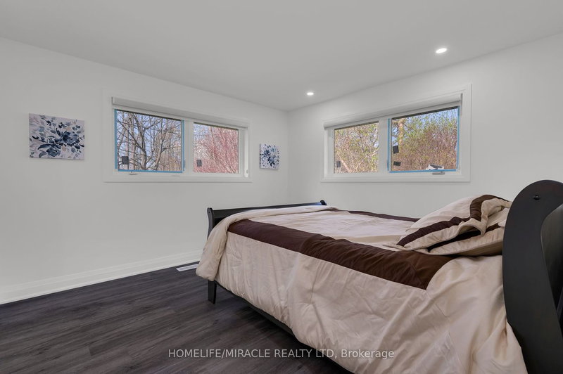 3035 Niagara Pkwy, Fort Erie, L2A 5M4 | Image 2