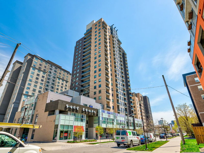 2103 - 318 Spruce St, Waterloo, N2L 0E9 | Image 2