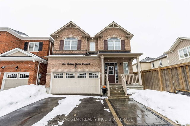 255 Falling Green Crescent