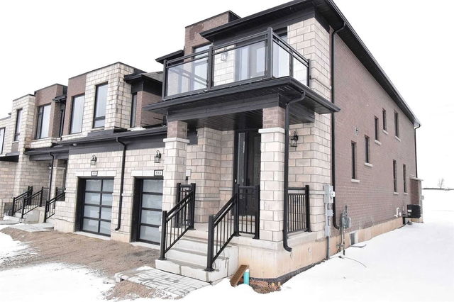 888 Sobeski Avenue
