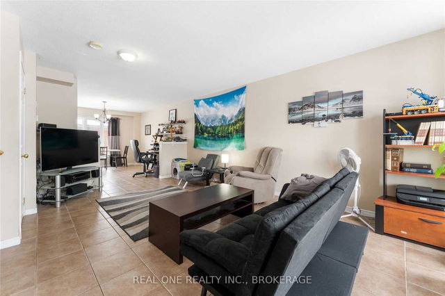 575 Victoria Road