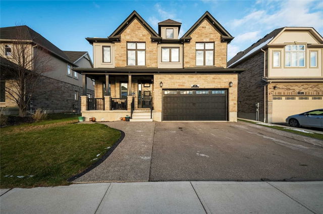 4 Parkvale Drive