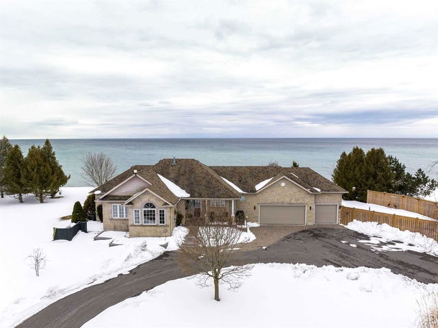 461 Lakeshore Road