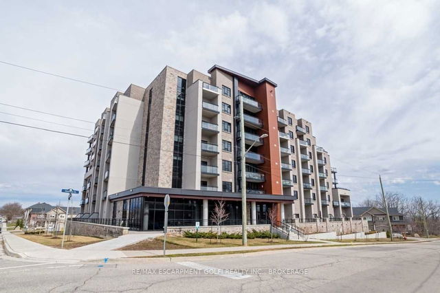 605 - 30 Hamilton Street