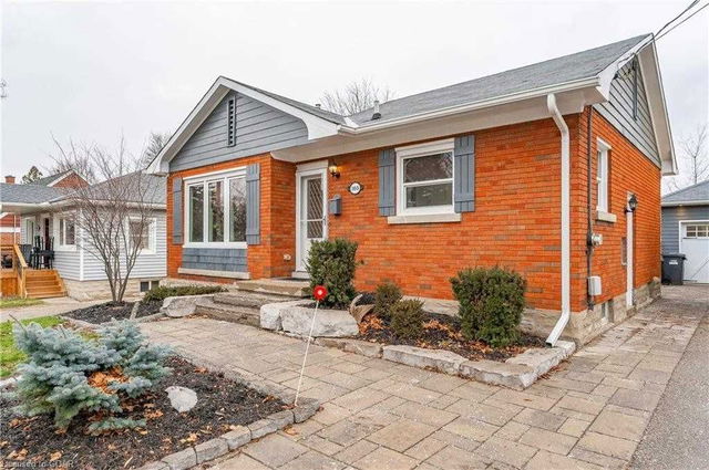 105 Winston Crescent