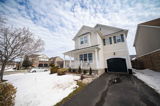 27 Shantz Avenue