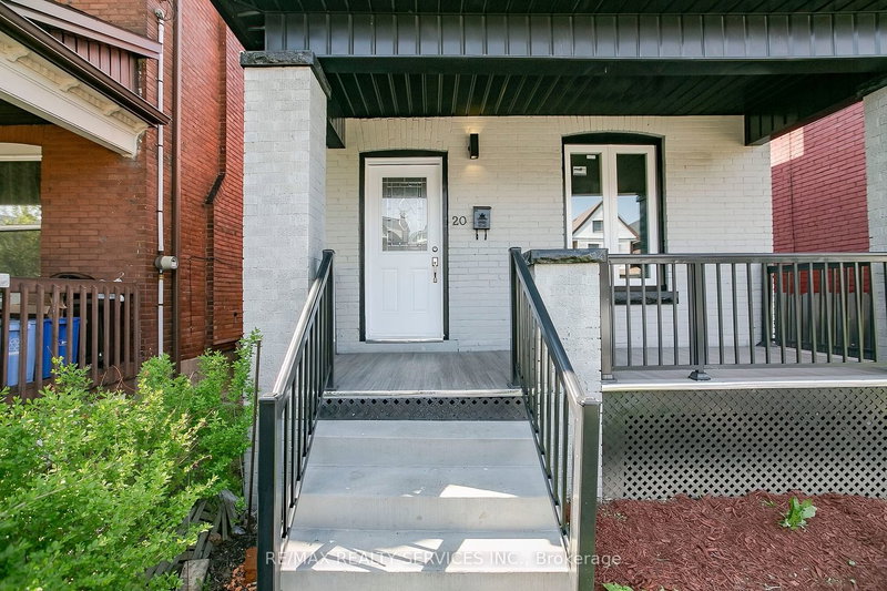 20 Somerset Ave E, Hamilton, L8L 2L5 | Image 2