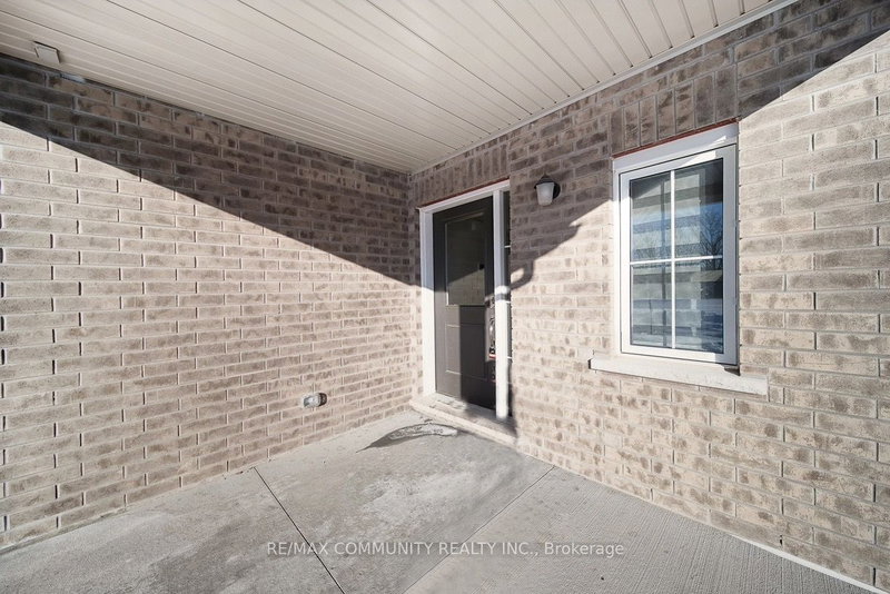 328 Julia Dr, Welland, L3C 0G7 | Image 3