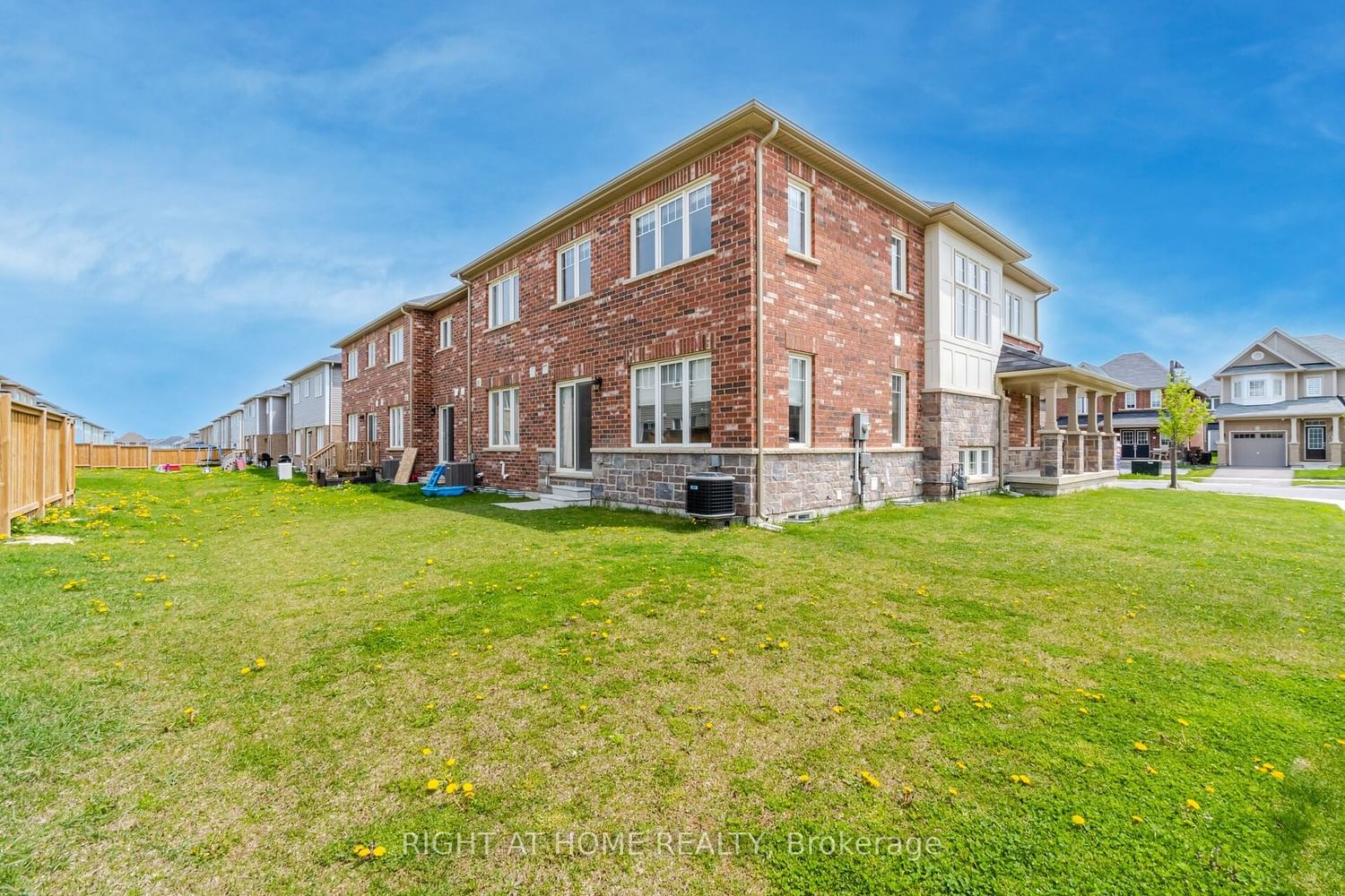 Listing Image 37