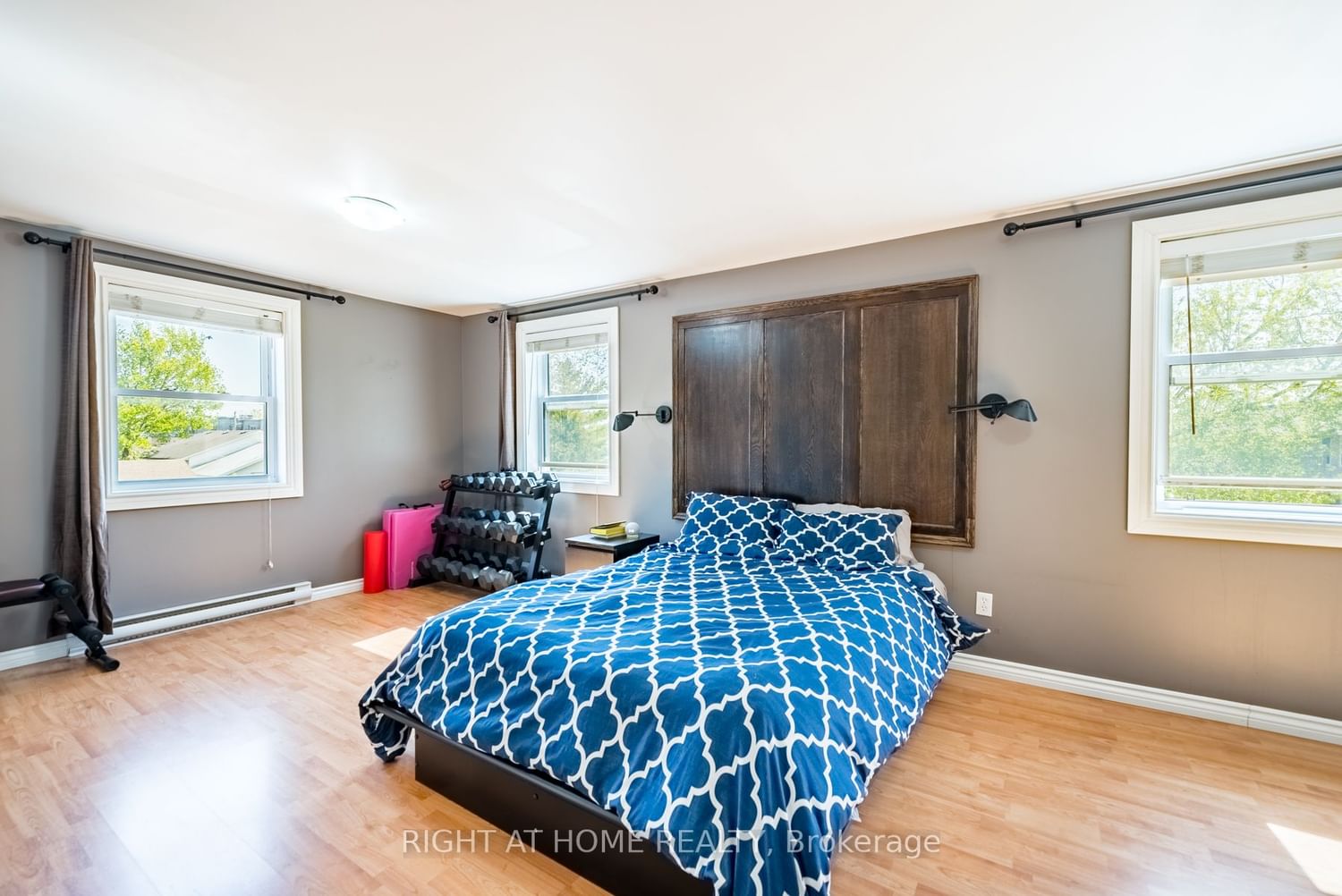 Listing Image 22