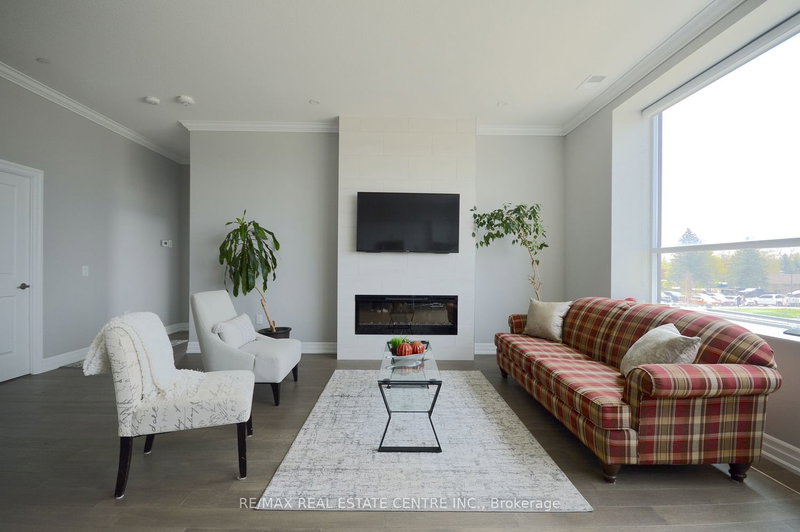 204 - 1880 Gordon St, Guelph, N1L 0P5 | Image 2