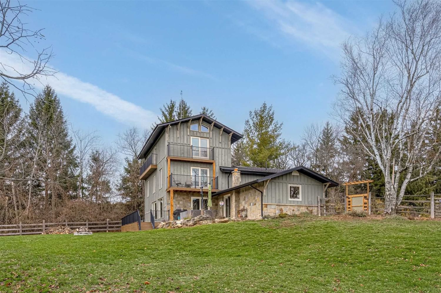 Listing Image 7