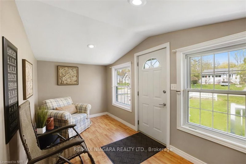3093 Hyman Ave, Fort Erie, L0S 1N0 | Image 3