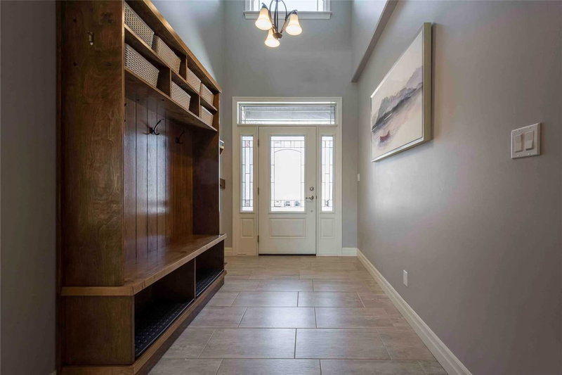 58 Crews Cres, Quinte West, K8V 0G3 | Image 3