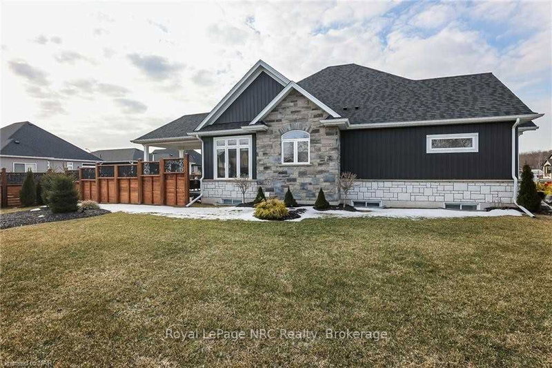 4049 Village Creek Dr, Fort Erie, L0S 1S0 | Image 3