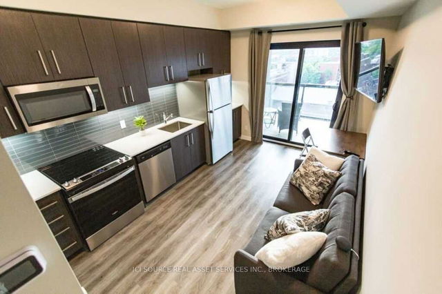 1105 - 15 Queen Street