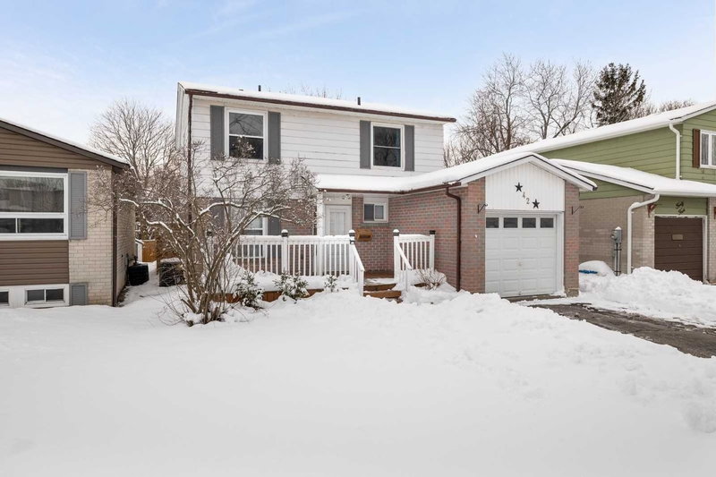 42 Arthur Mark Dr, Port Hope, L1A 3X1 | Image 2