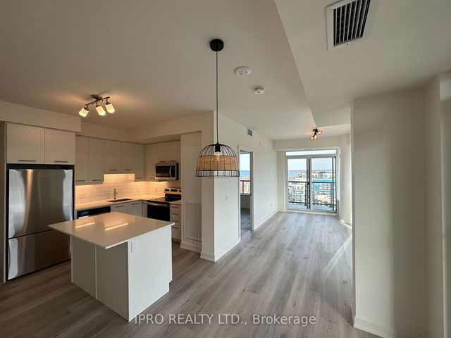 811 - 385 Winston Road