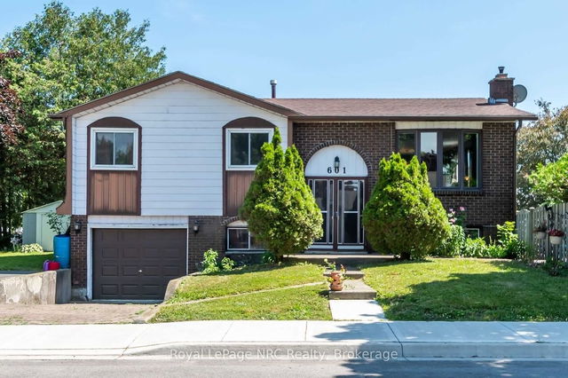 601 Greenock Street