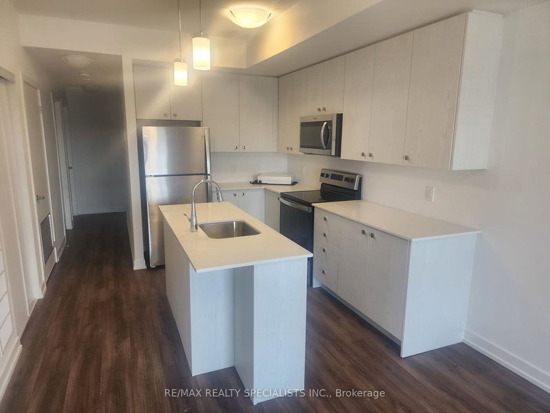 F7 - 20 Palace St, Kitchener, N2E 3R9 | Image 3