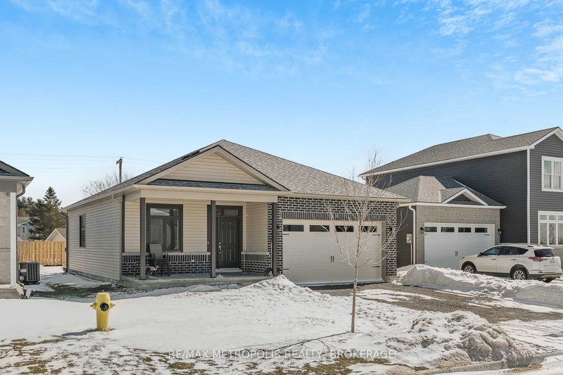 35 Allen St, Prince Edward County, K0K 2T0 | Image 2