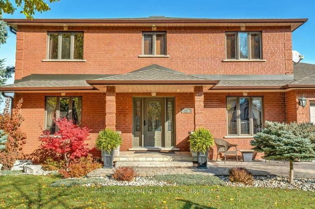 25 Shadeland Crescent