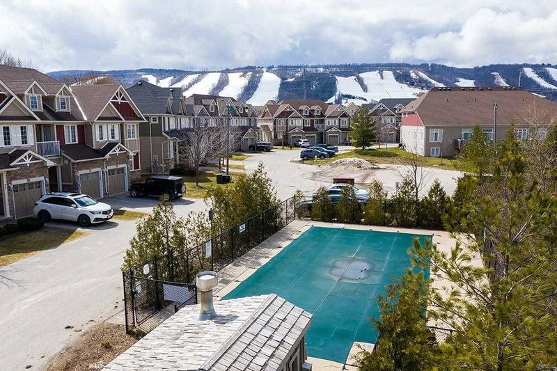 18 - 689616 Monterra Rd, Blue Mountains, L9Y 0W3 | Image 3