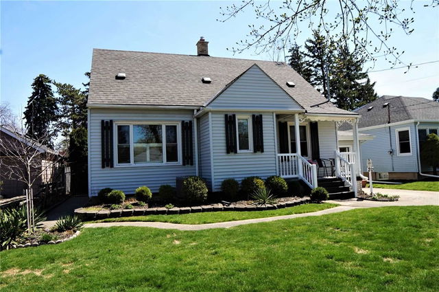 20 Maplewood Drive