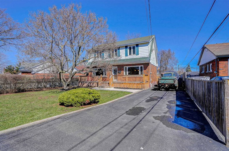 74 Glenview Dr, Hamilton, L8G 2L6 | Image 2