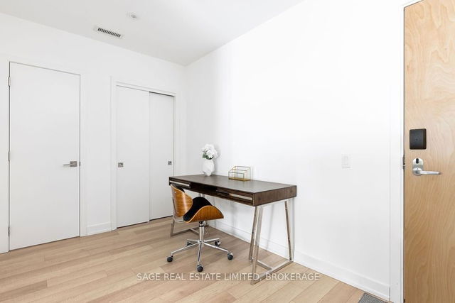206 - 120 Carrick Trail