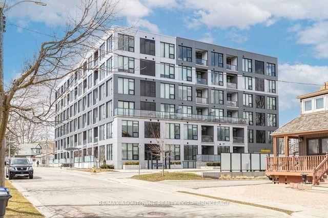 511 - 690 King Street