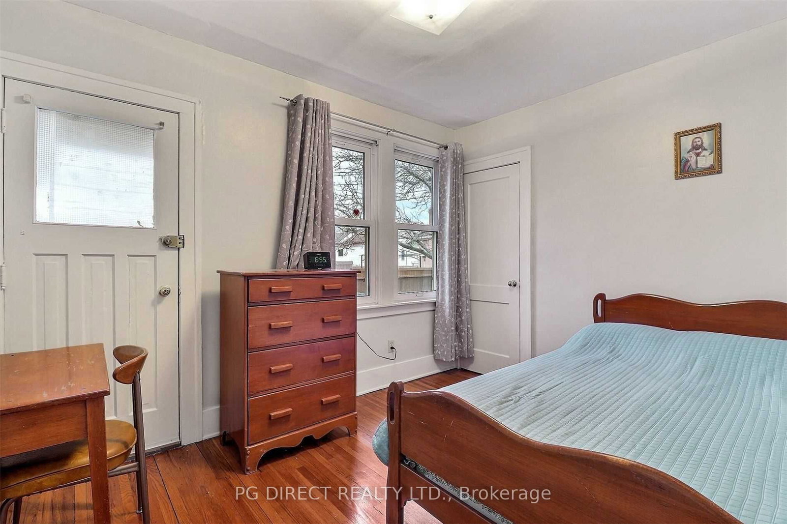 Listing Image 7