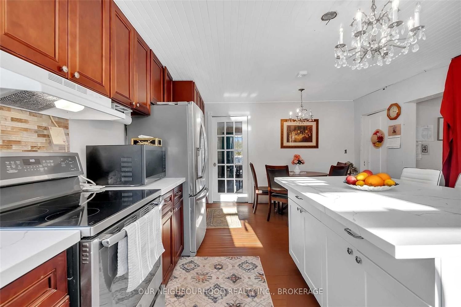 Listing Image 7