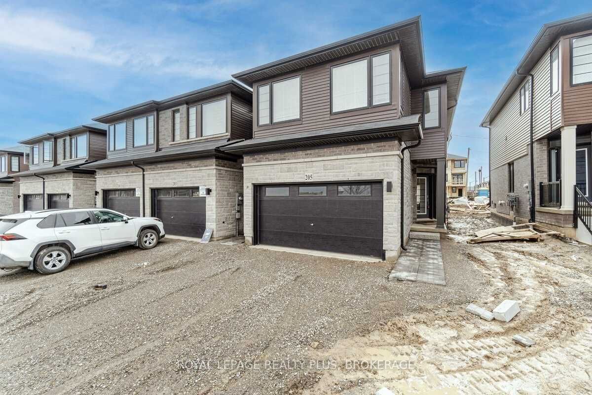 Listing Image 3